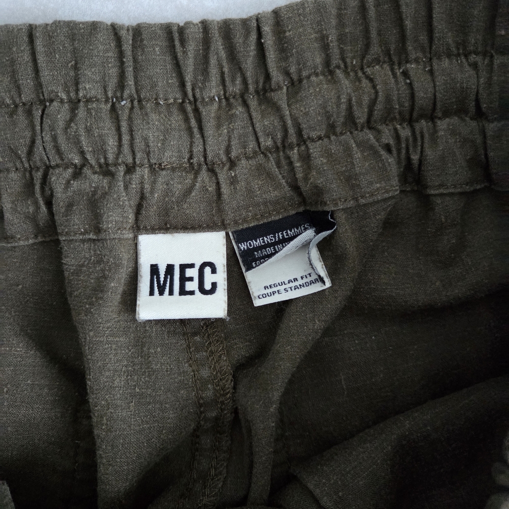 MEC Ladies Linen Capris - Picture 4 of 4